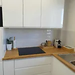 Moderne - Confort - Climatisation - - Soleil- Appartement
